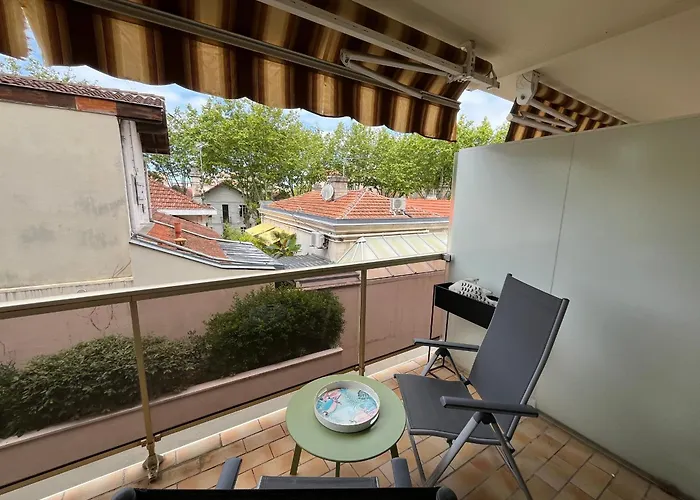 T2 Avec Terrasse Et Parking Prive - Hyper-centre - Fr-1-319-13