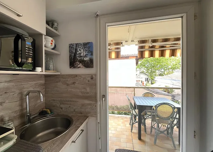 T2 Avec Terrasse Et Parking Prive - Hyper-centre - Fr-1-319-13 Appartement *